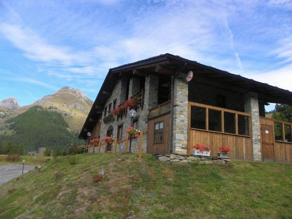 Hotel Les Granges La Thuile Zewnętrze zdjęcie